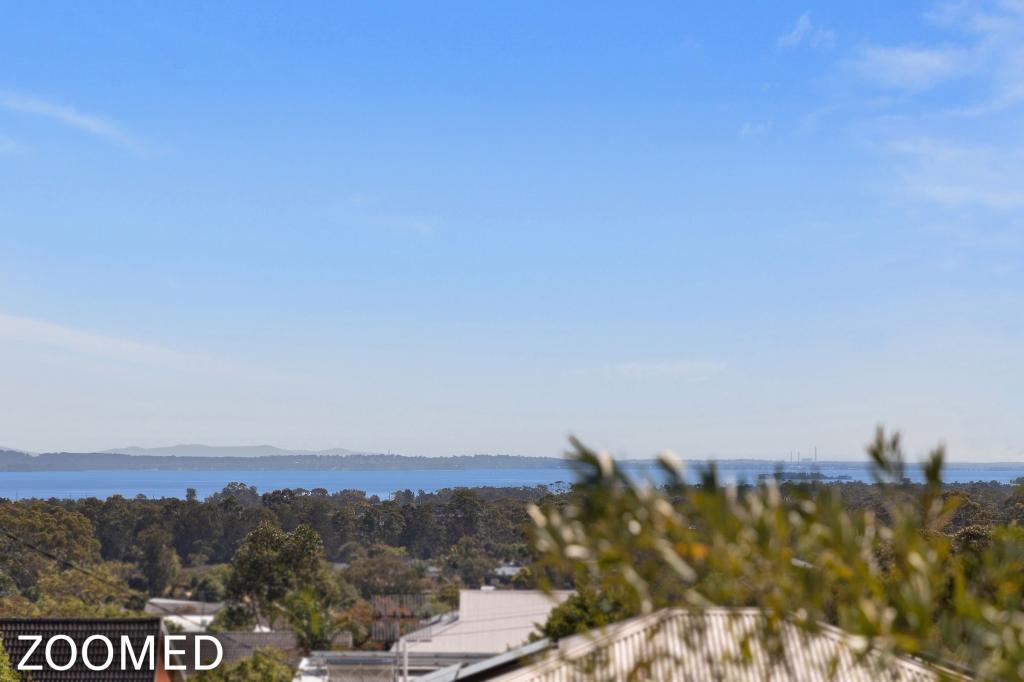 8 Rays Rd, Bateau Bay, NSW 2261