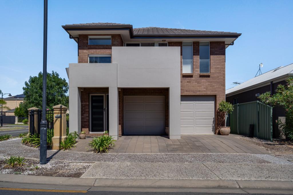 7 Caswell Cct, Mawson Lakes, SA 5095