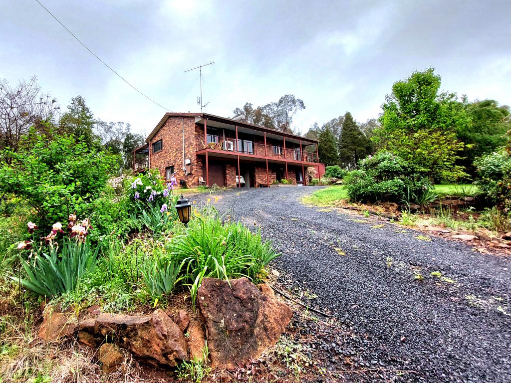 55 Timor Rd, Coonabarabran, NSW 2357