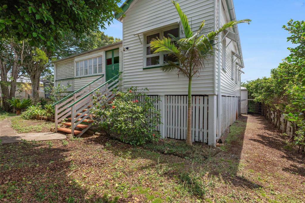 30 Red Hill Rd, Gympie, QLD 4570