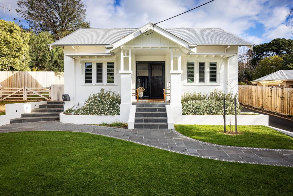 13 COCKMAN ST, WARRNAMBOOL, VIC 3280