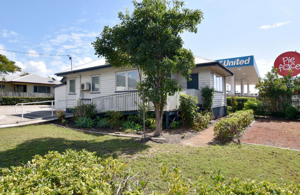 15 FRENCH ST, SOUTH GLADSTONE, QLD 4680