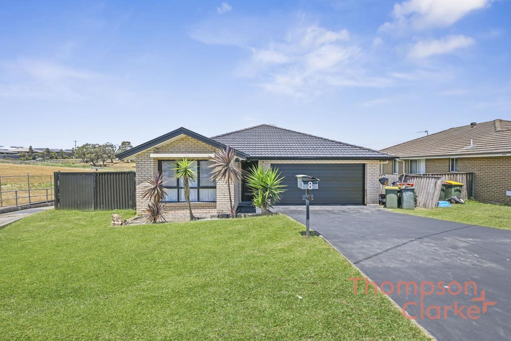 8 Russell St, Gillieston Heights, NSW 2321
