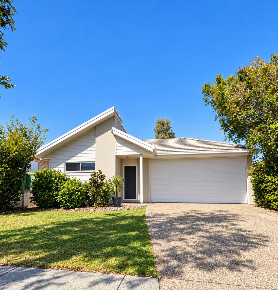 20 Arnaldo Ave, Augustine Heights, QLD 4300