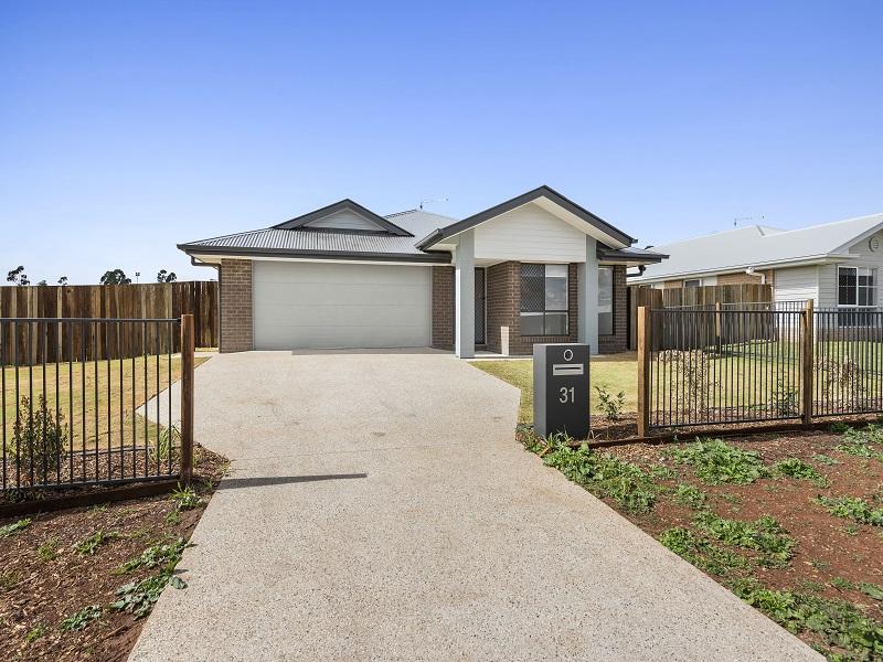 31 Colbar St, Pittsworth, QLD 4356