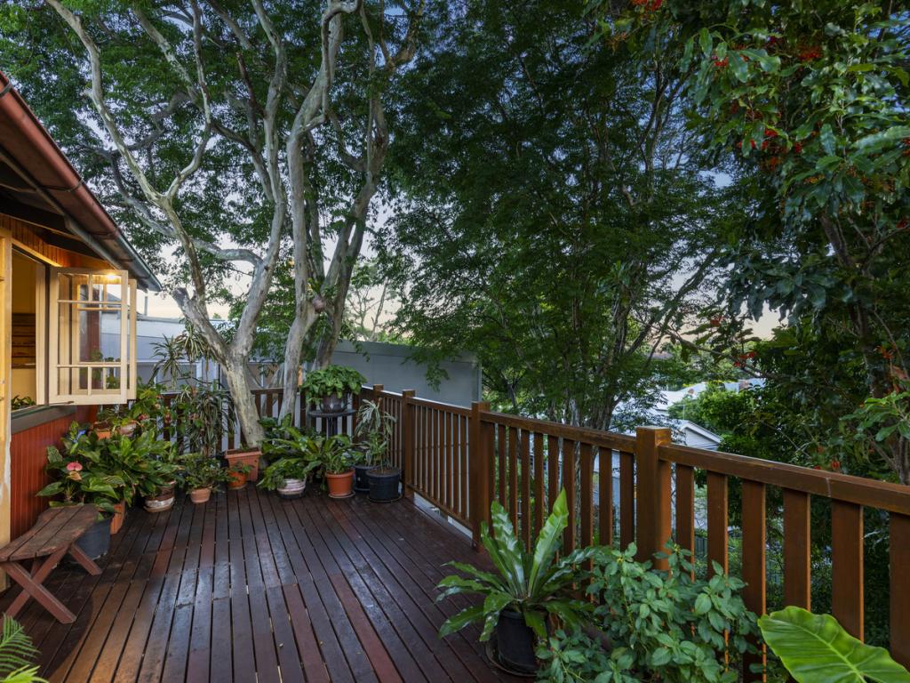 17 Gloucester St, Highgate Hill, QLD 4101