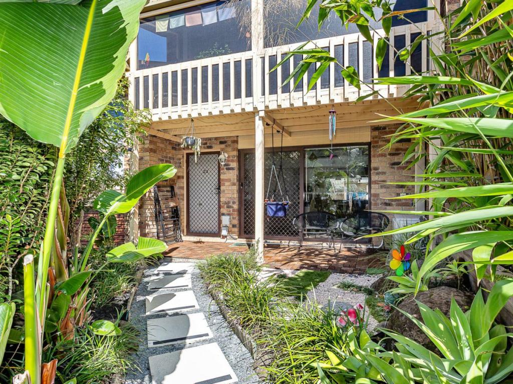 23/8 Sherwood Cl, Mudgeeraba, QLD 4213
