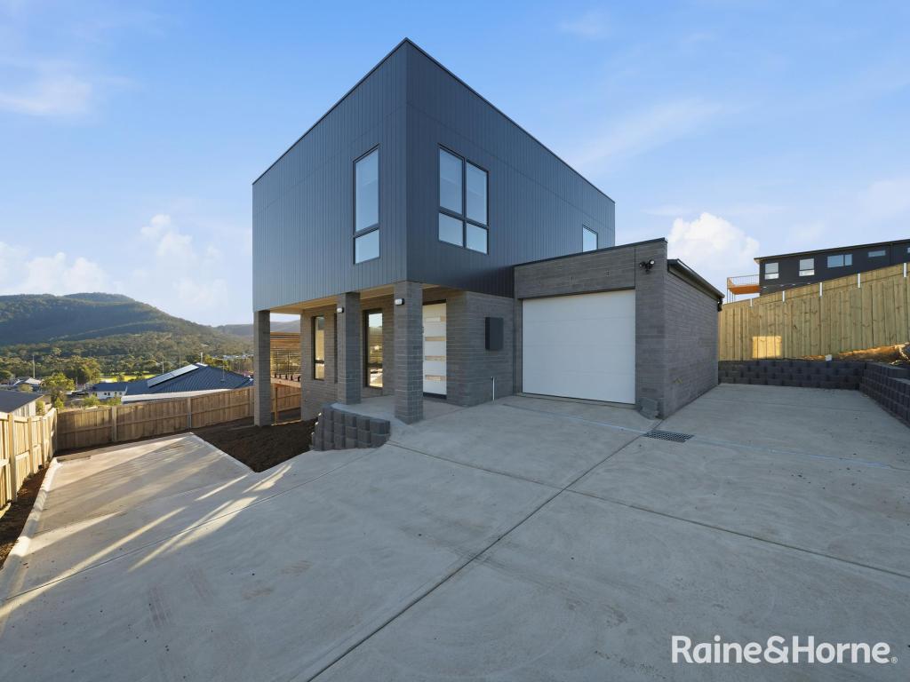 9 PIPIT DR, RISDON VALE, TAS 7016