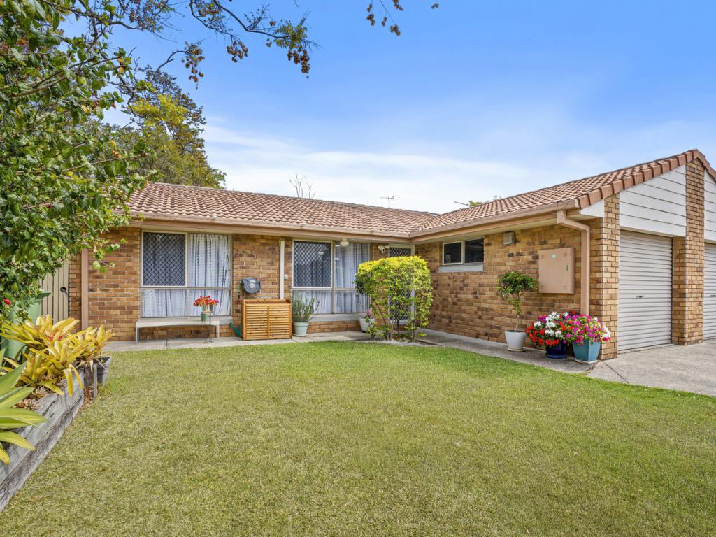 2/74 Village Way, Oxenford, QLD 4210