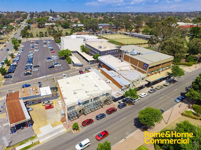 Suite 4/100 Queen St, Campbelltown, NSW 2560