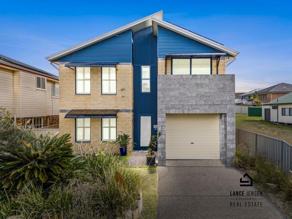 17 Steel St, Redhead, NSW 2290