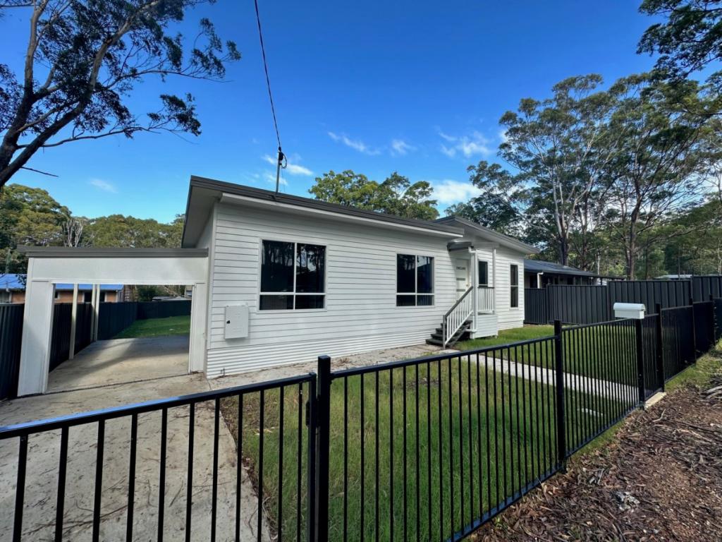 44 Bradman St, Russell Island, QLD 4184