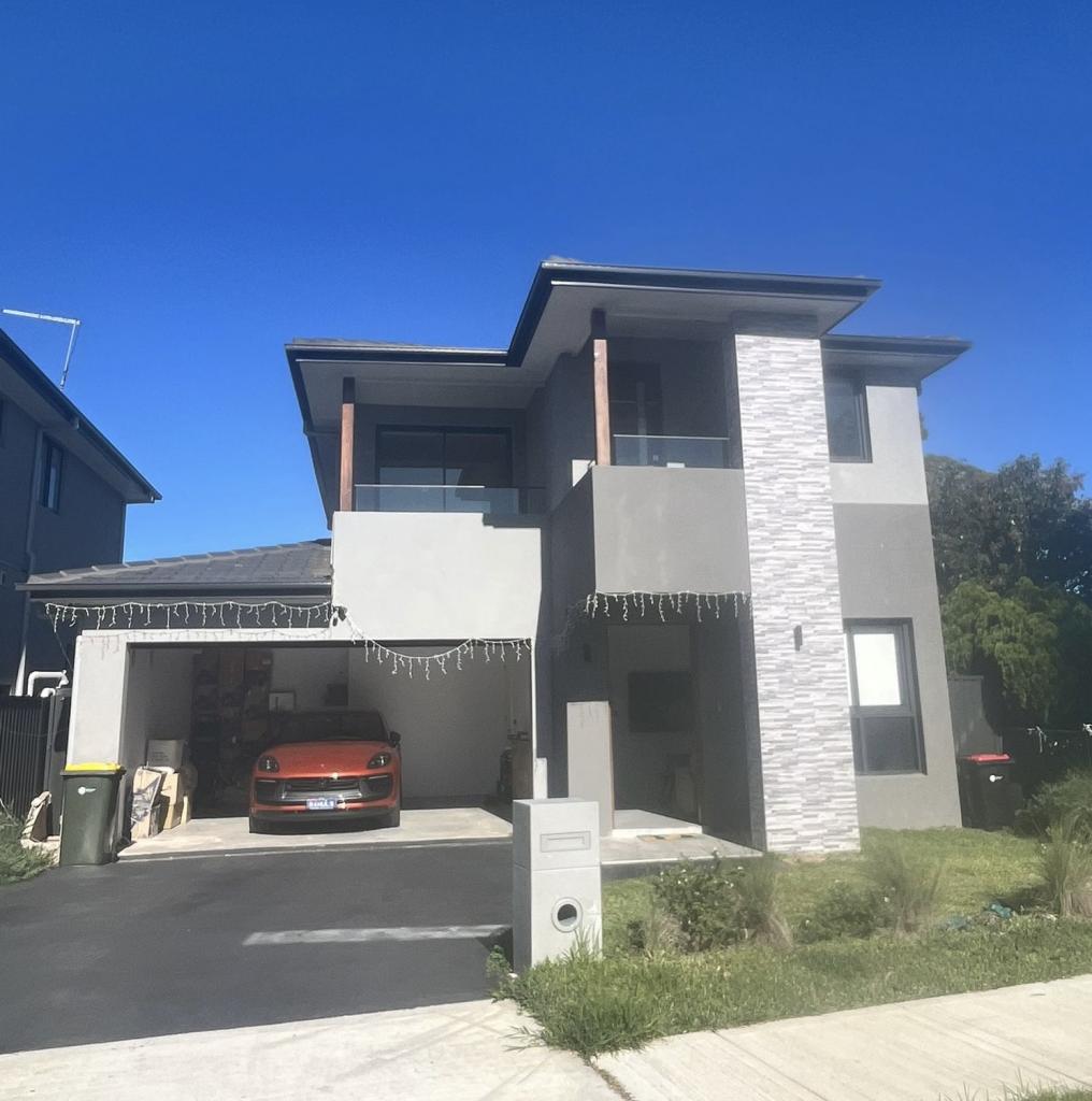 129 Cowper Cir, Quakers Hill, NSW 2763