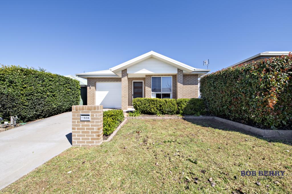 43a Magnolia Bvd, Dubbo, NSW 2830