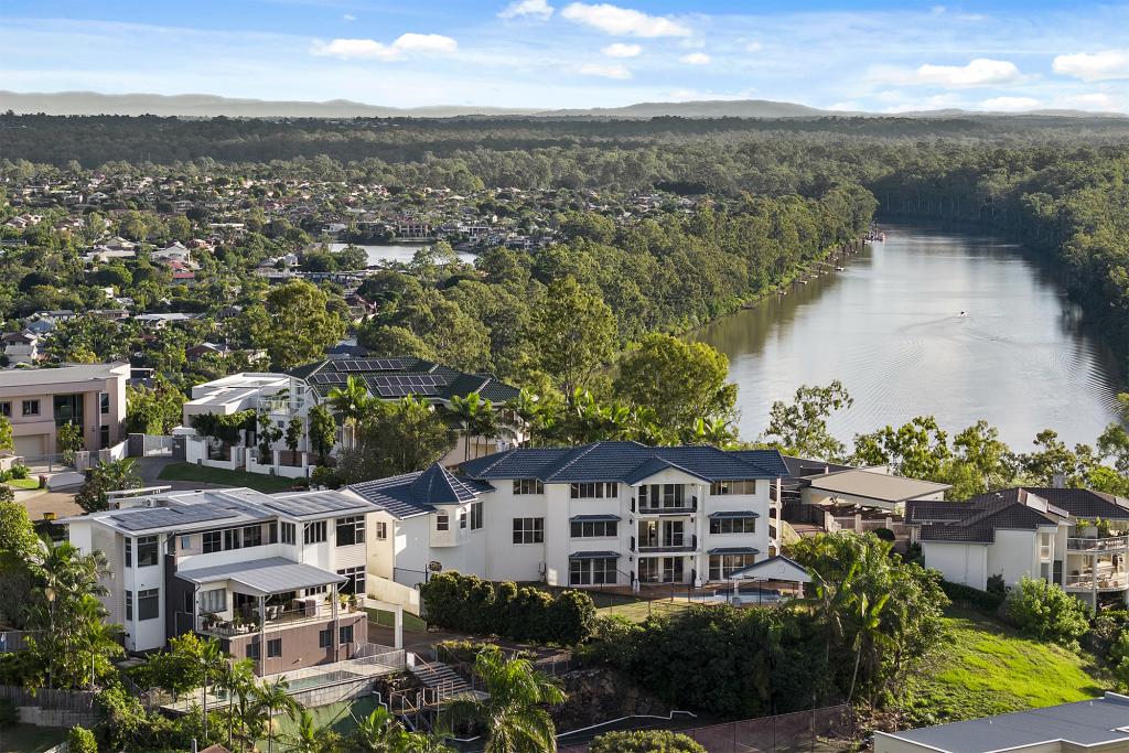 19 Becker Pl, Mount Ommaney, QLD 4074