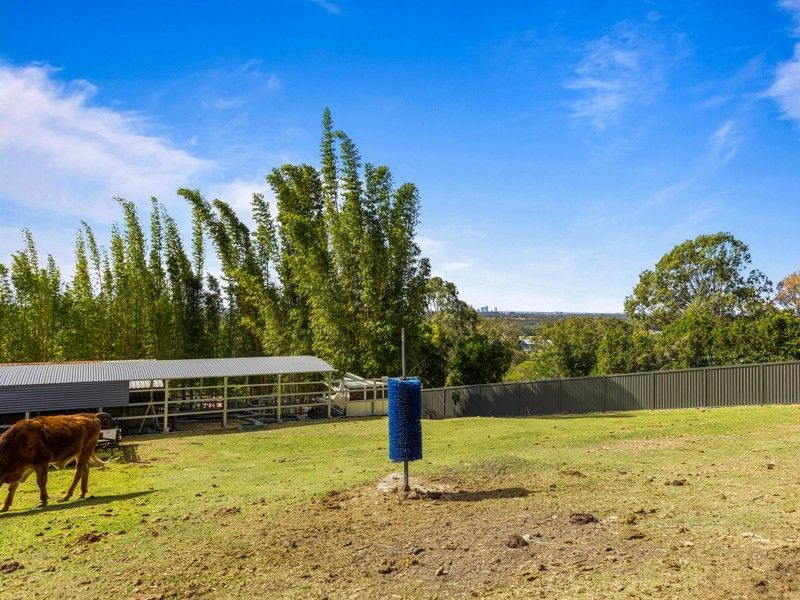 17-21 Glade Dr, Gaven, QLD 4211