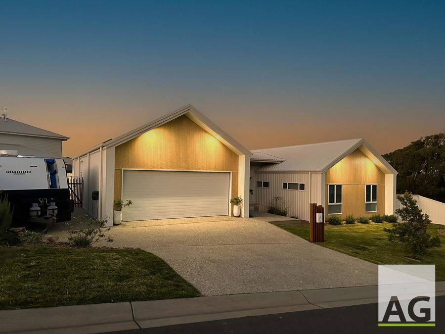 21 IVORY ST, DIAMOND BEACH, NSW 2430