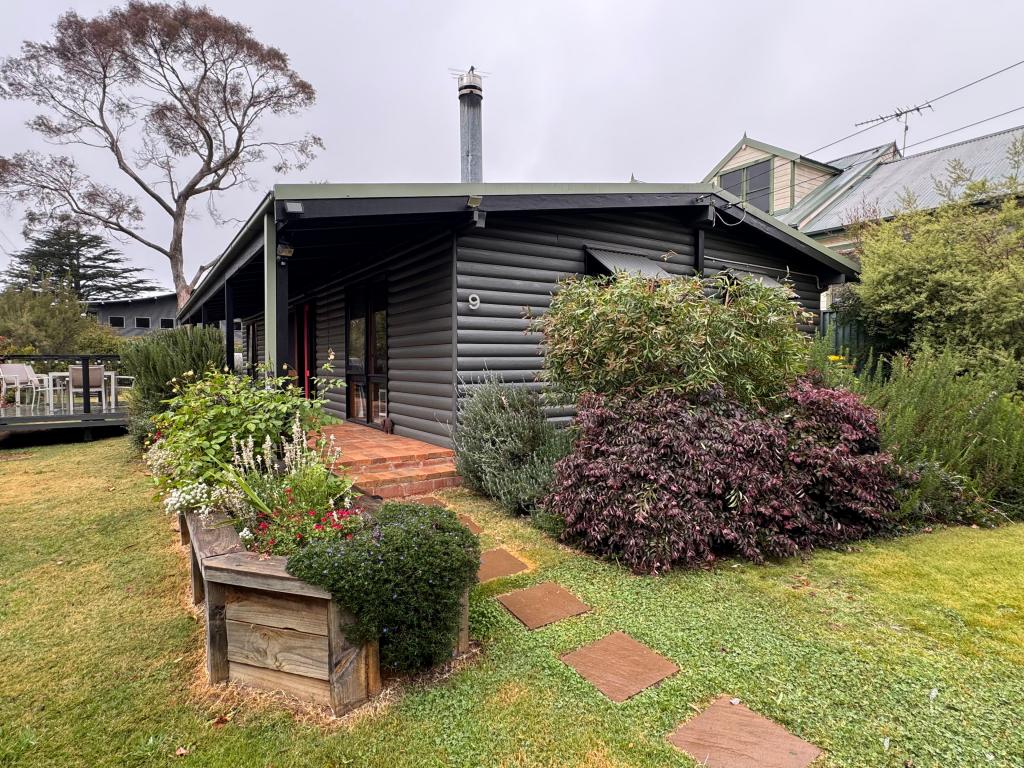 9 Selsdon St, Mount Victoria, NSW 2786