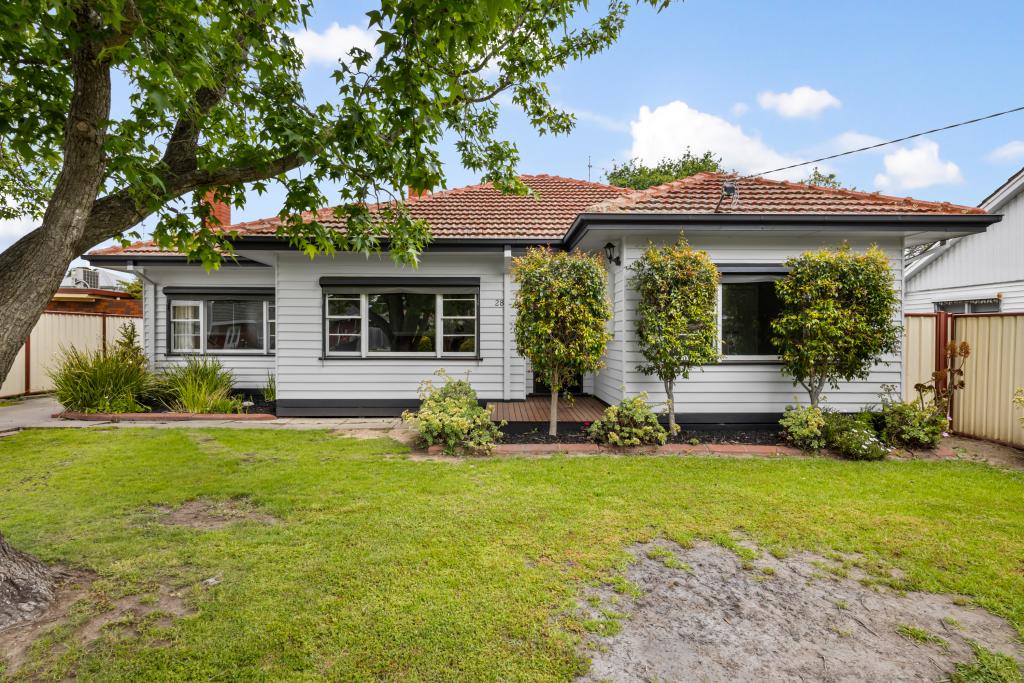 28 TURNBULL ST, SALE, VIC 3850