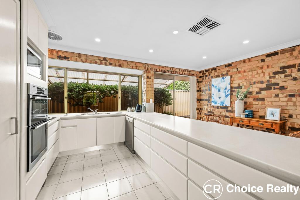 1 Wishaw Gr, Leeming, WA 6149