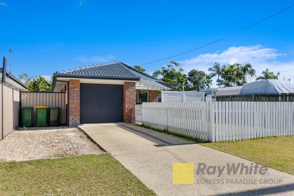 18 Medika St, Runaway Bay, QLD 4216