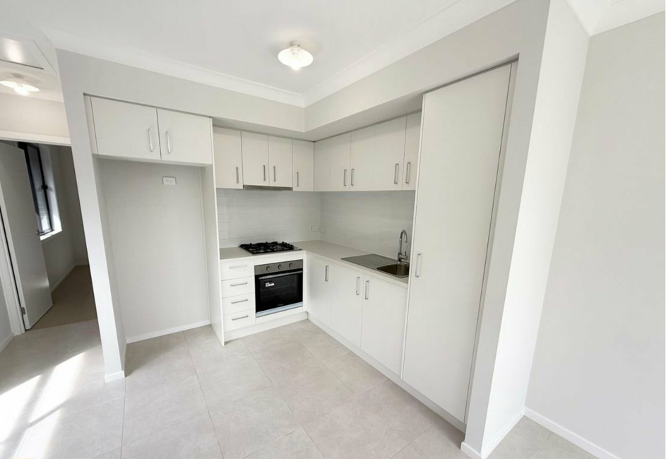 4A AROONA AVE, AUSTRAL, NSW 2179