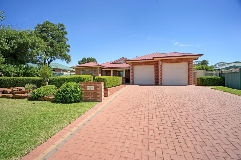 12 Carnoustie Dr, Dubbo, NSW 2830
