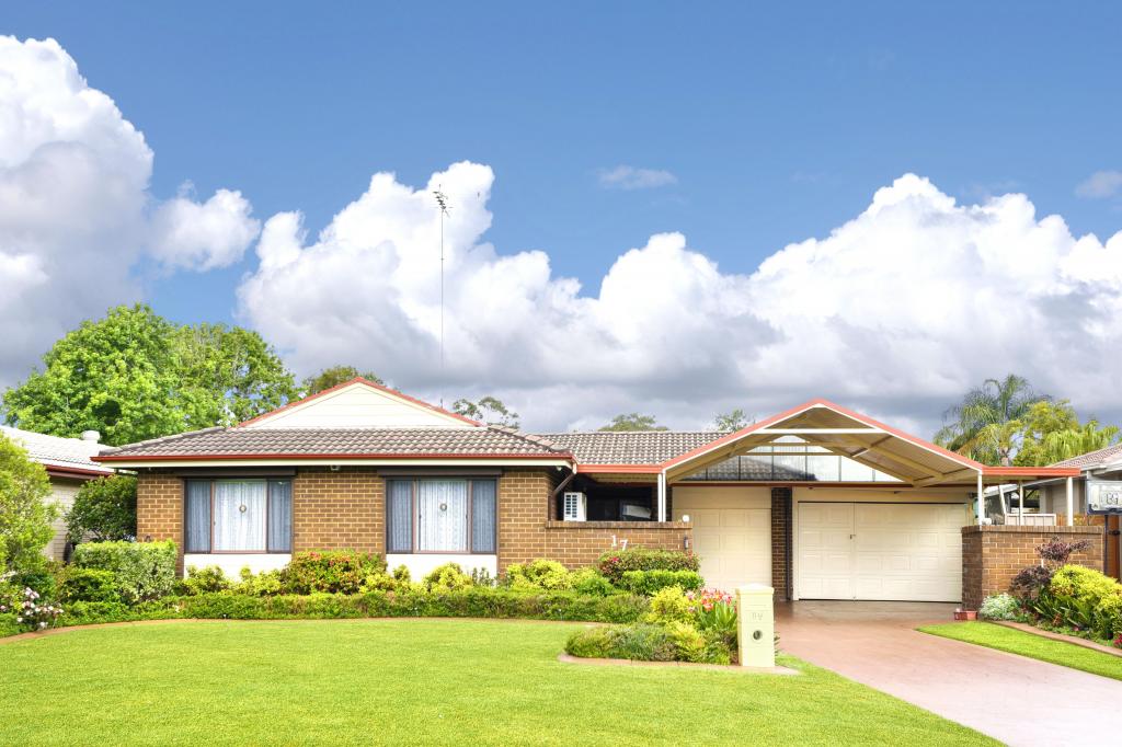 17 Henderson Cres, Jamisontown, NSW 2750