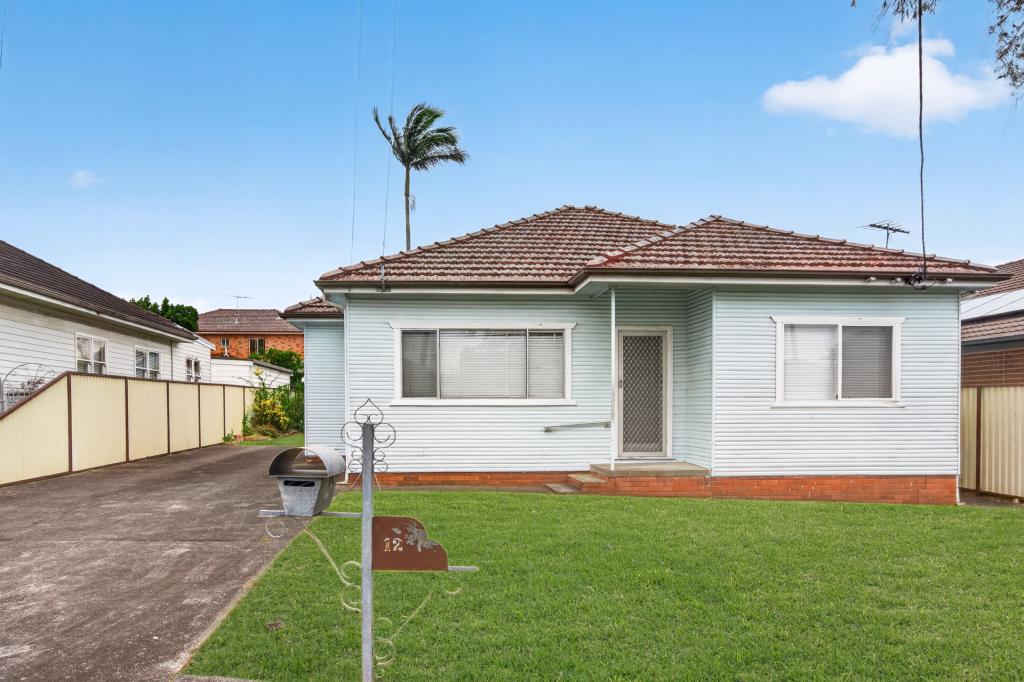 12 Lombard St, Fairfield, NSW 2165