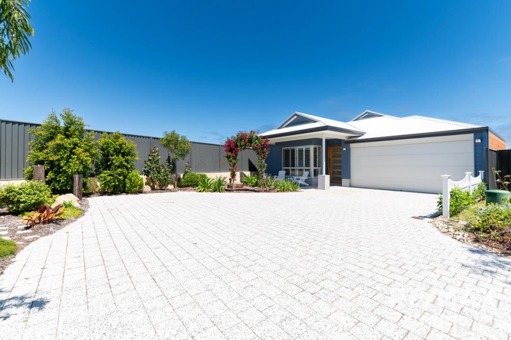 10 KOMA LANE, JINDALEE, WA 6036