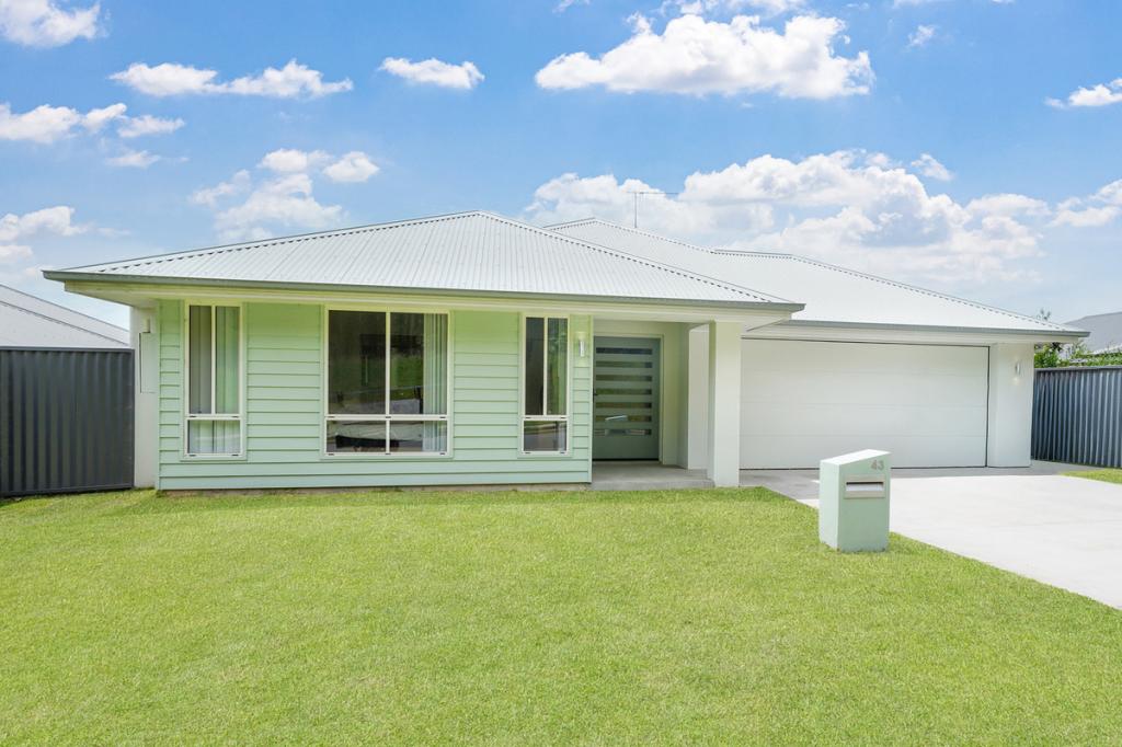 43 Neave Way, Thrumster, NSW 2444