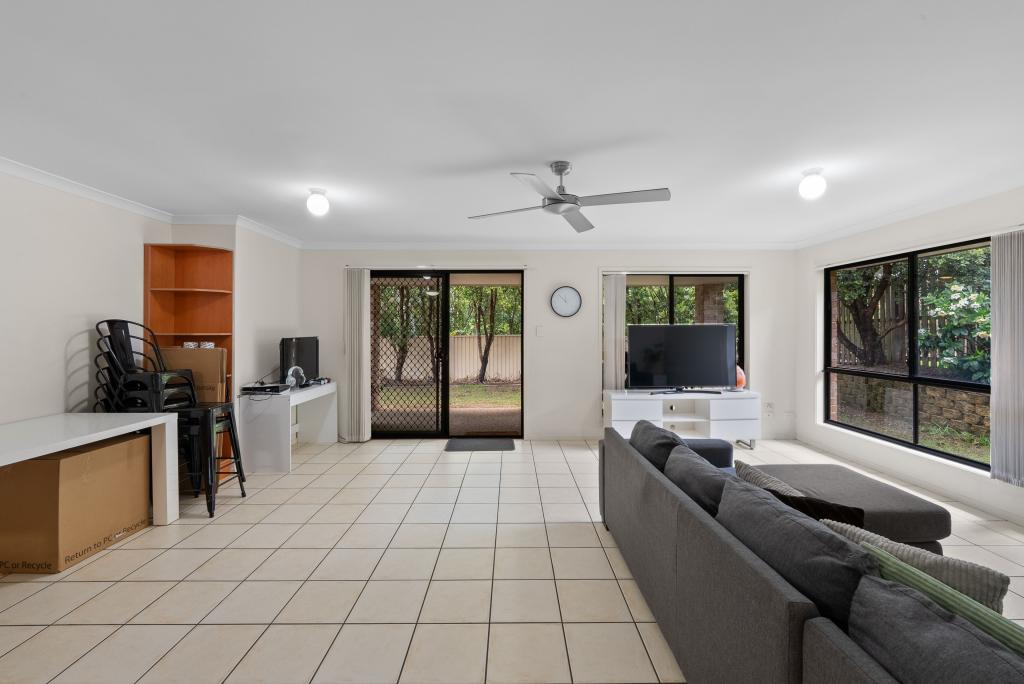 8/141 Pacific Pines Bvd, Pacific Pines, QLD 4211