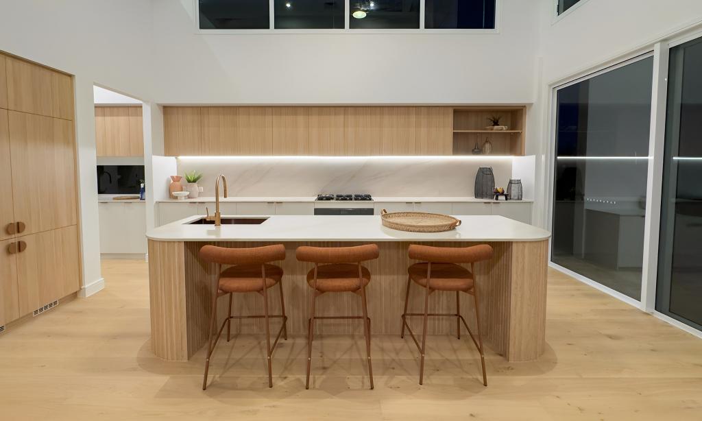 16 Harbourvue Ct, Helensvale, QLD 4212