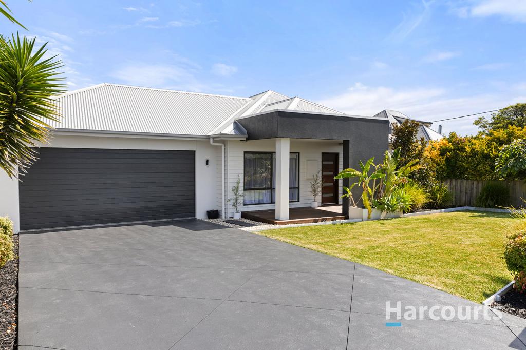 41 Shanahan Pde, Newborough, VIC 3825