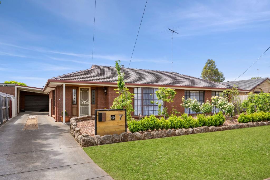 7 Sheeran Cres, Lara, VIC 3212