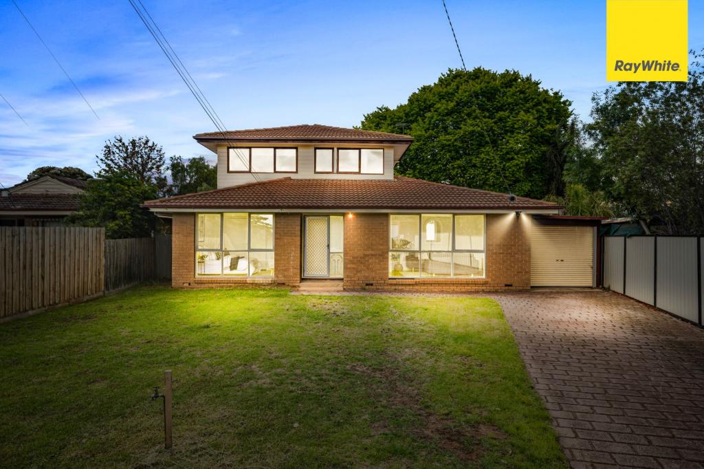 5 CHAUVEL ST, MELTON SOUTH, VIC 3338