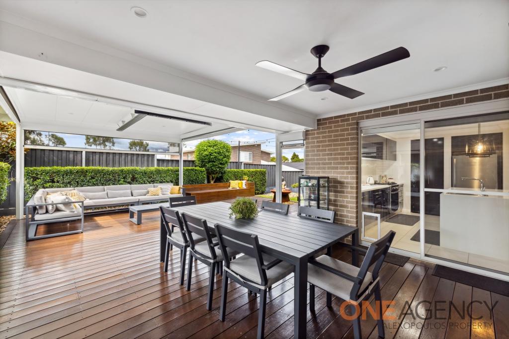 14 Kinloch St, Gledswood Hills, NSW 2557