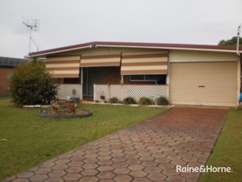 12 Cooloola Cres, Urangan, QLD 4655