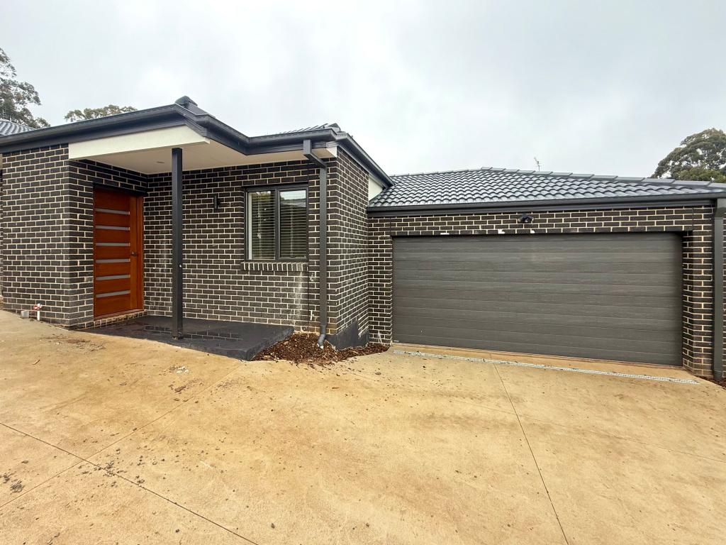 2/16 Orchard Ct, Drouin, VIC 3818