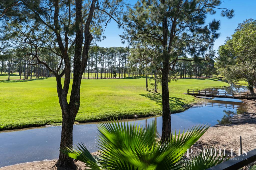 42 Shinnecock Cl, Hope Island, QLD 4212