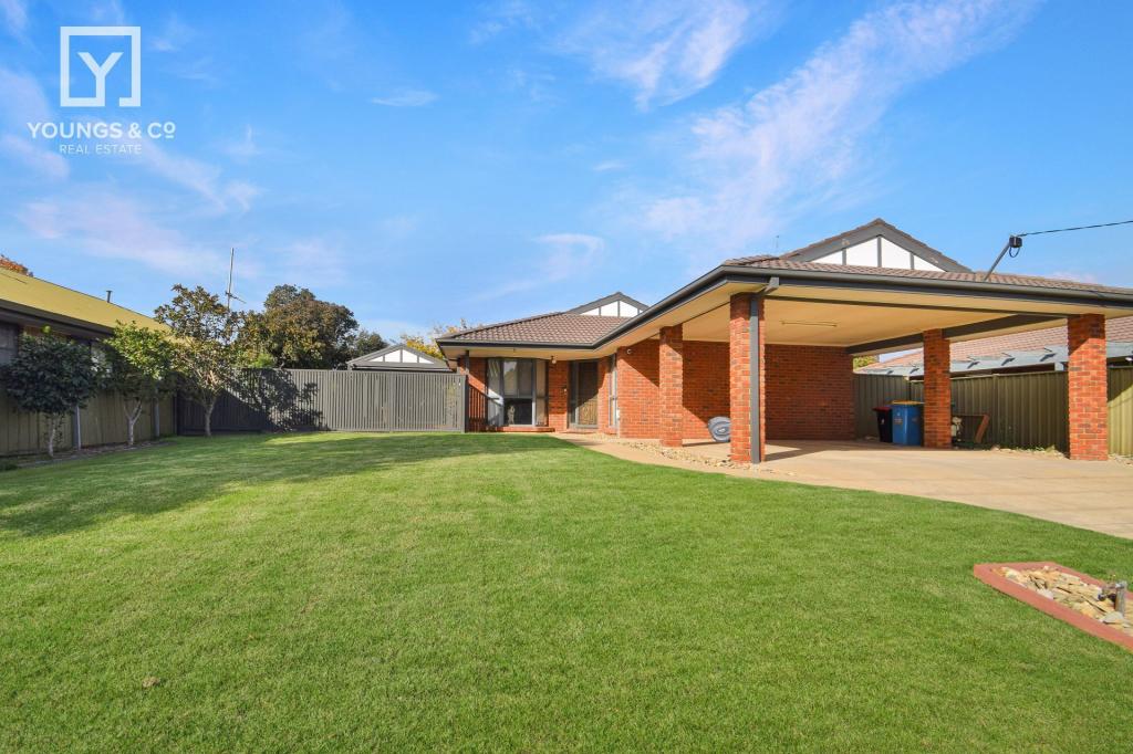21 Hutchins Cres, Mooroopna, VIC 3629