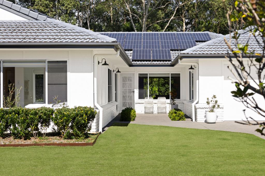17 Adori Dr, Mountain Creek, QLD 4557