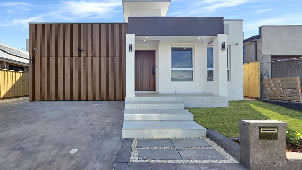 40 Guineas St, Menangle Park, NSW 2563
