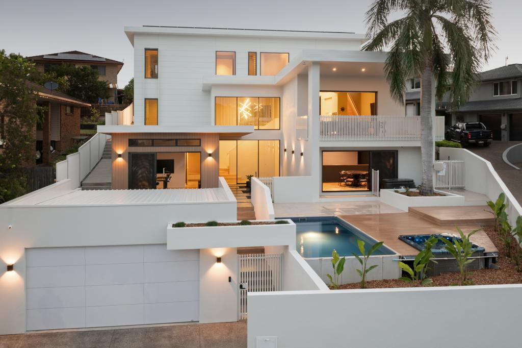 35 HODGENS ST, CALOUNDRA, QLD 4551