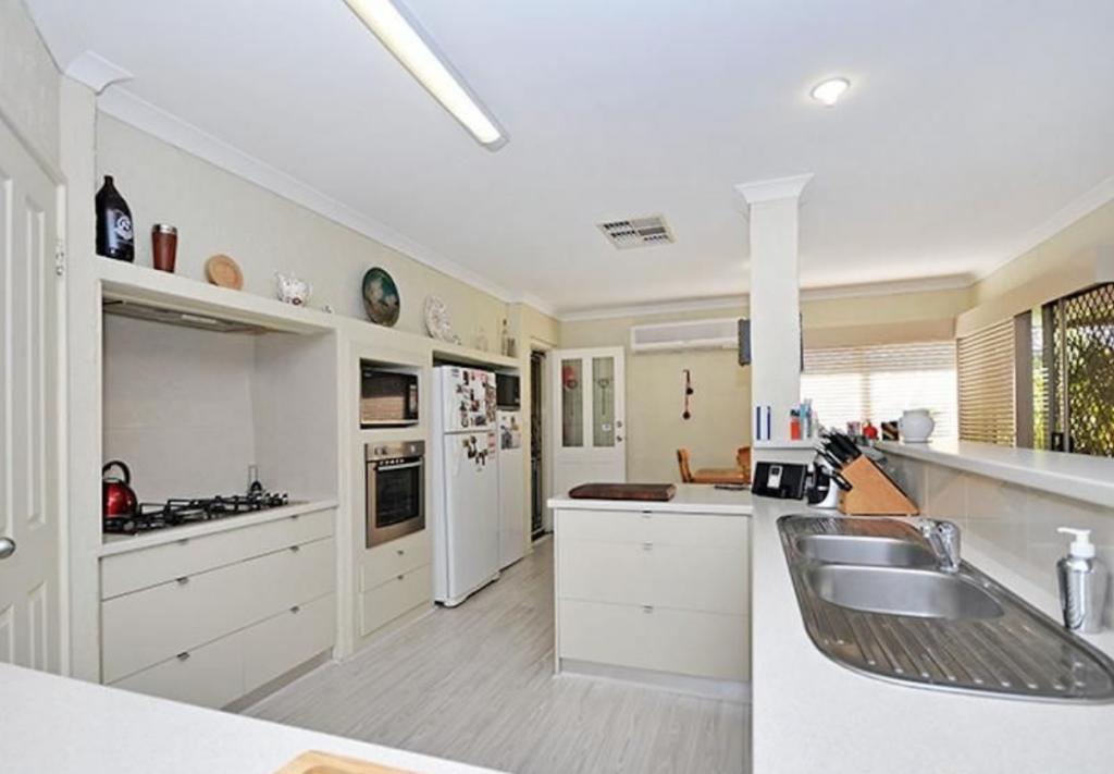 20 Regelia Turn, Ellenbrook, WA 6069