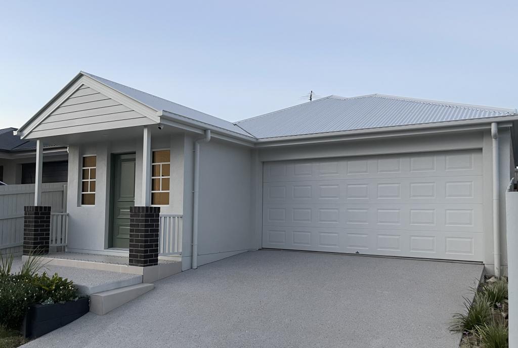 10 Waratah St, Narangba, QLD 4504