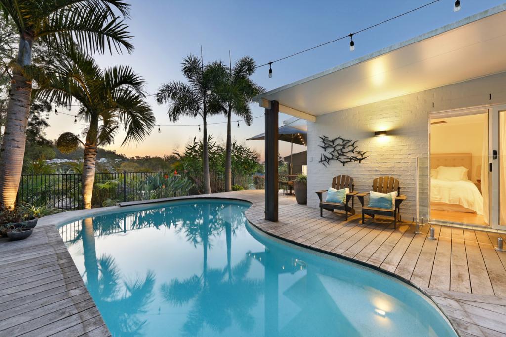 11 Glauca St, Burleigh Heads, QLD 4220