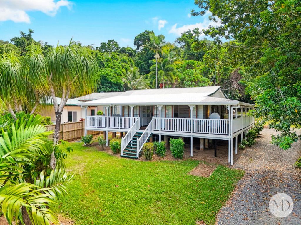 17 Enid St, Flying Fish Point, QLD 4860