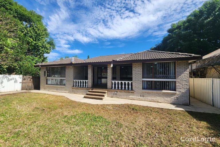 6 WOODVILLE RD, GRANVILLE, NSW 2142