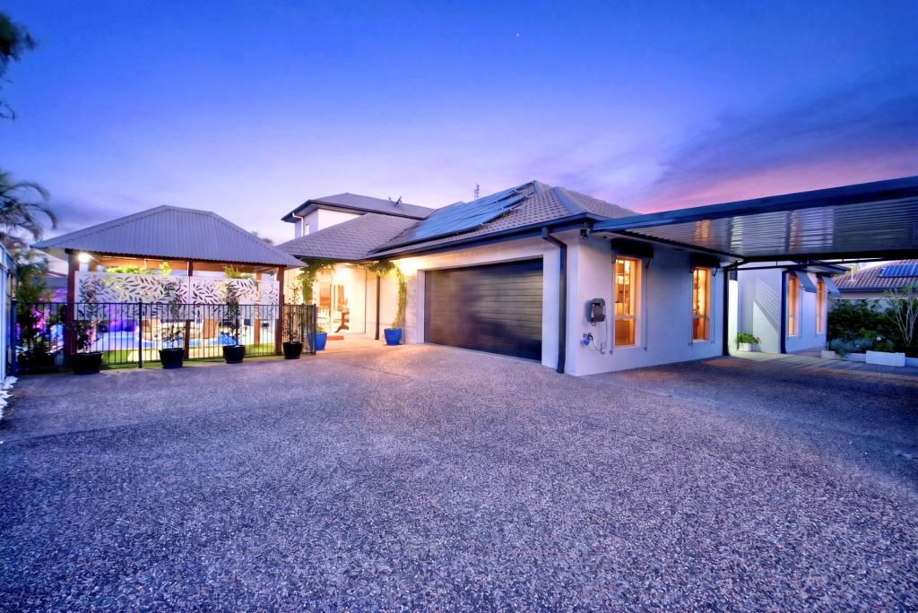 6 Manacor Pl, Coombabah, QLD 4216
